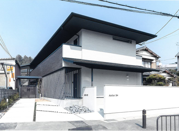 鉄骨造2階建て　学生マンションのサムネイル